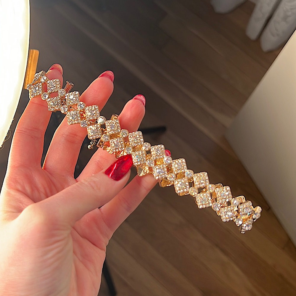 Golden rhinestone choker